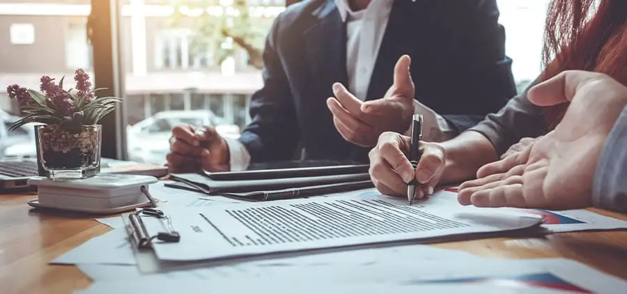 إدارة العقود بإحتراف … المهارة التي تُغيّر قواعد اللعبة