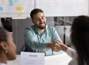 سجل الالتزامات التعاقدية: كيف تنشئه لمتابعة المواعيد والتسليمات ومنع الإخلال بالعقد؟